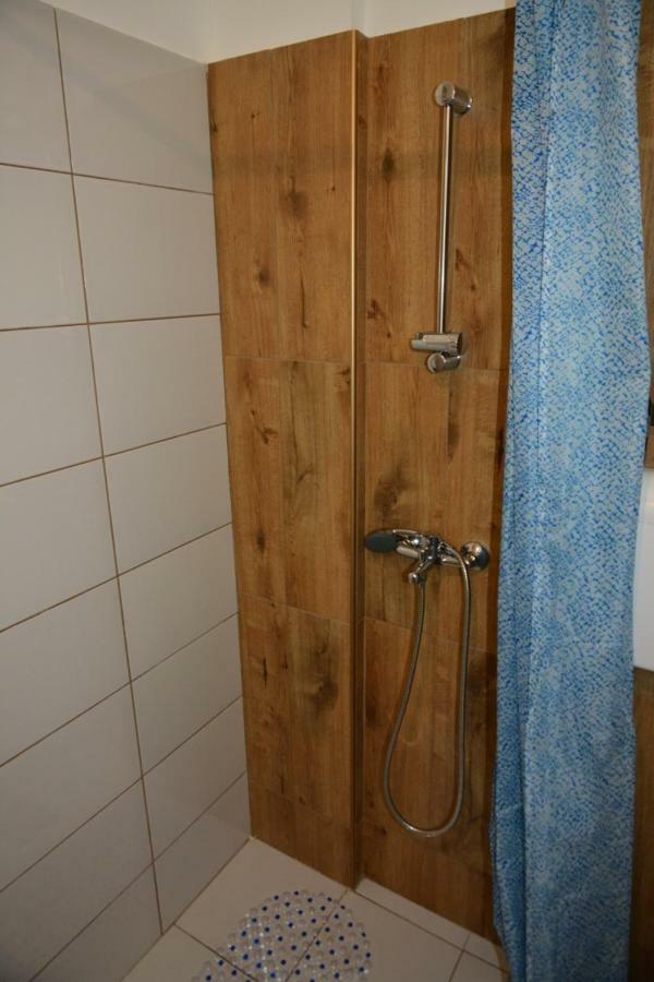 Viv Apartment 1 Ni Dış mekan fotoğraf